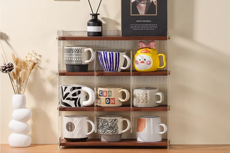 Acrylic and solid wood combination cup holder