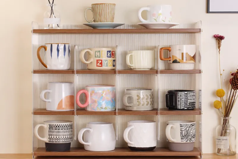 Acrylic and solid wood combination cup holder