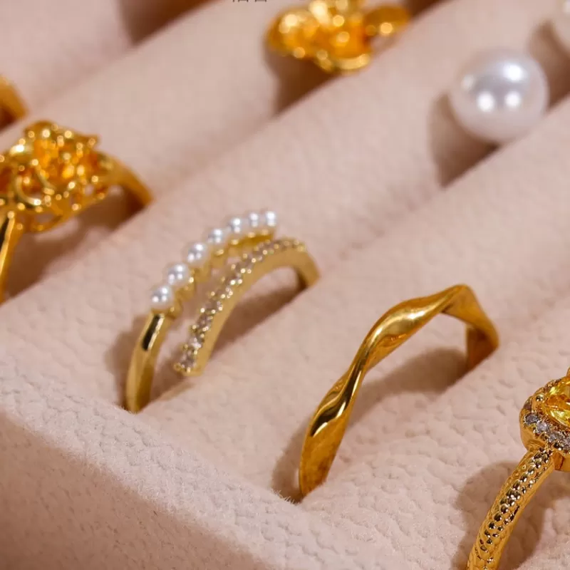 No More Cluttered Jewelry