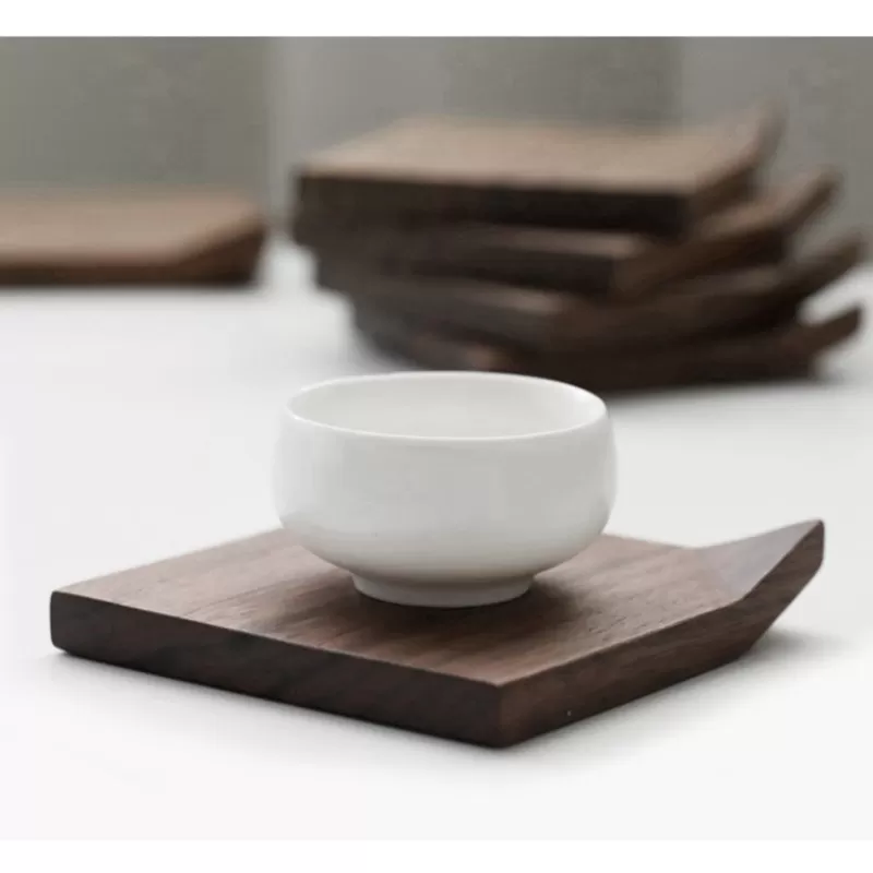 Creative Japanese style walnut corner coaster tea cup holder accessories